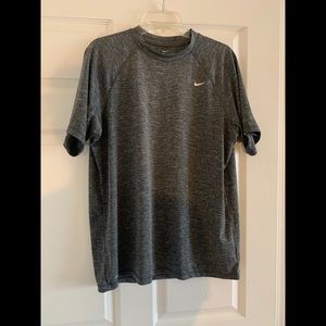 Men’s Large Nike Dri-Fit - Gray